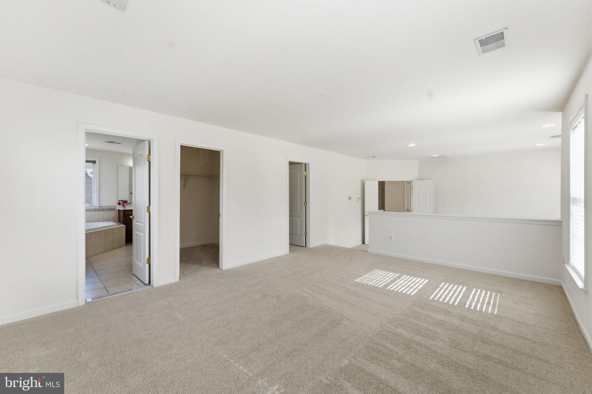 43358 Fullerton Street Ashburn, VA 20147 - Photo 33 of 54 Spacious, sunlit open layout awaits.