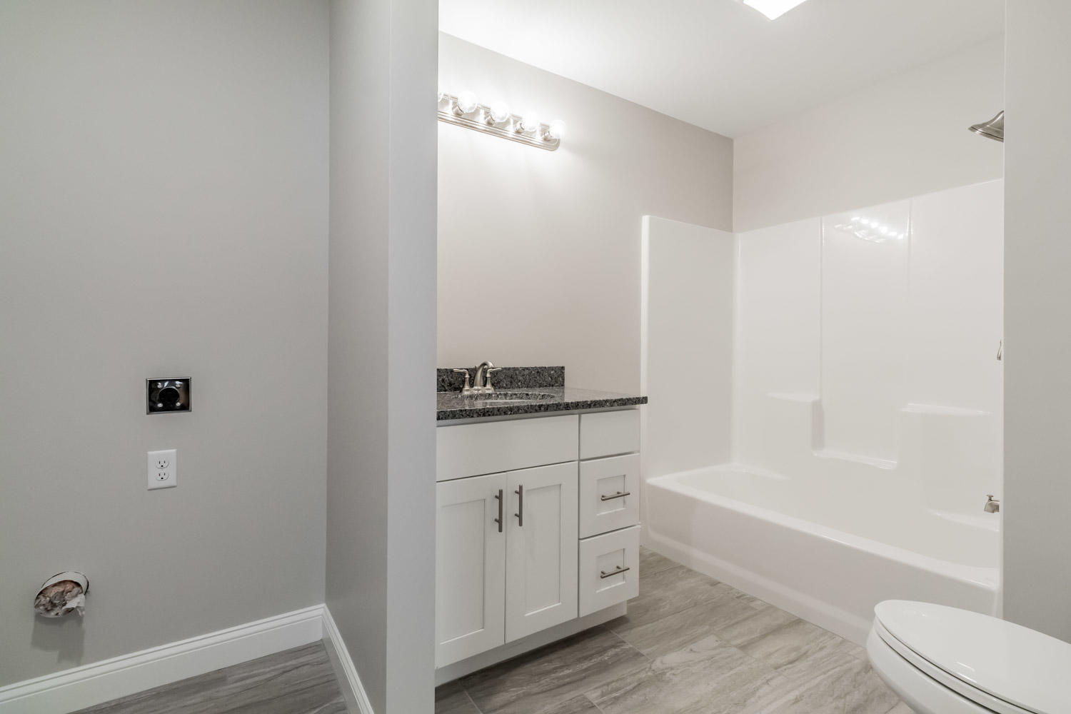 22 Inverness Street Portland, ME 04103 - Photo 15 of 33 20190425ms-81027