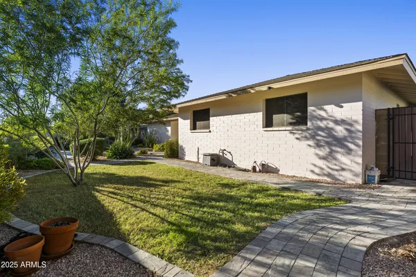 $597,000 | 1019 East Watson Drive, Tempe, AZ 85283