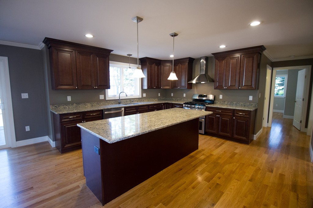 1 A Alma Road Burlington, MA 01803 - Photo 5 of 14 Gallery Image 5