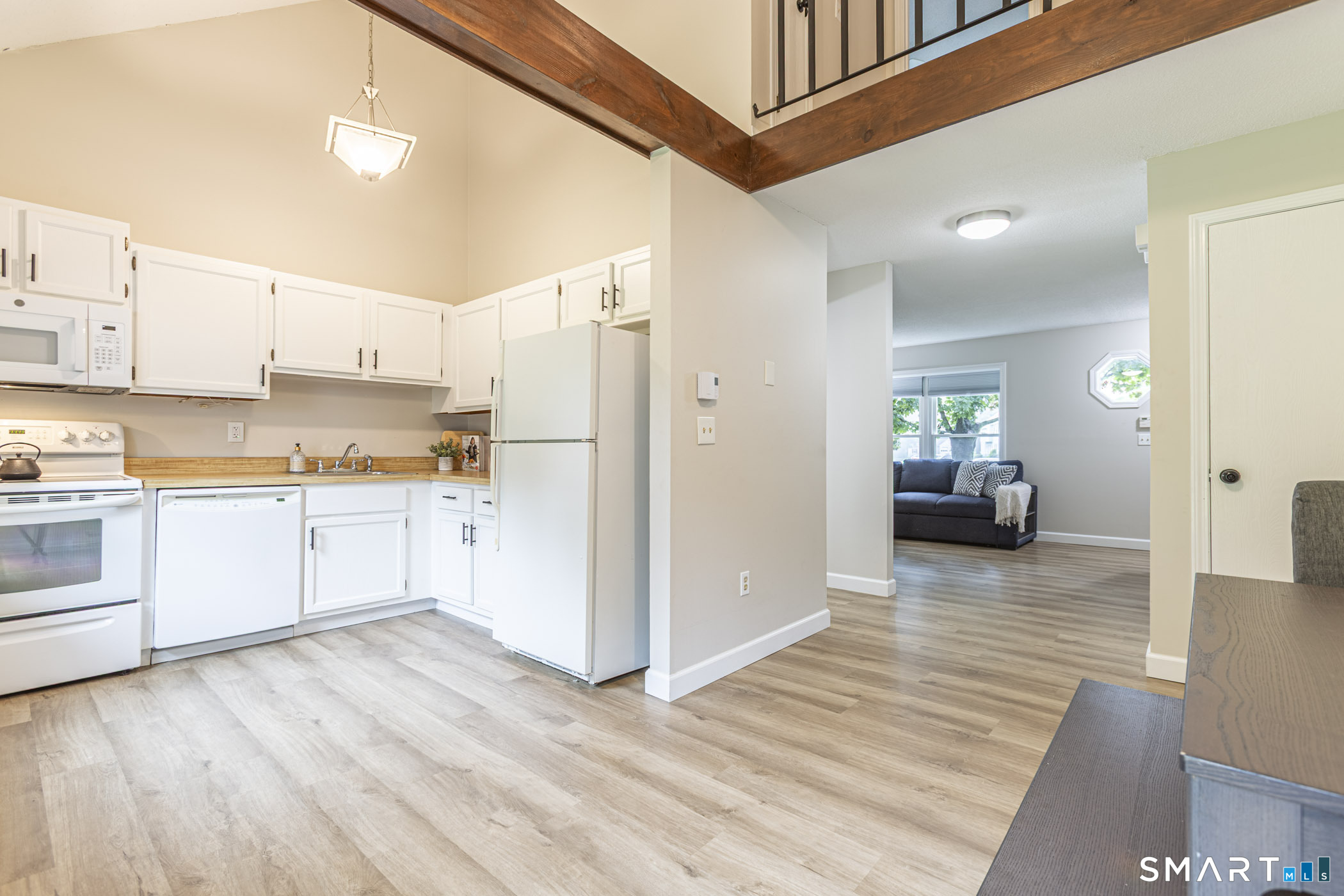 1 Abbott Road, Unit 203 Ellington, CT 06029 - Photo 7 of 37
