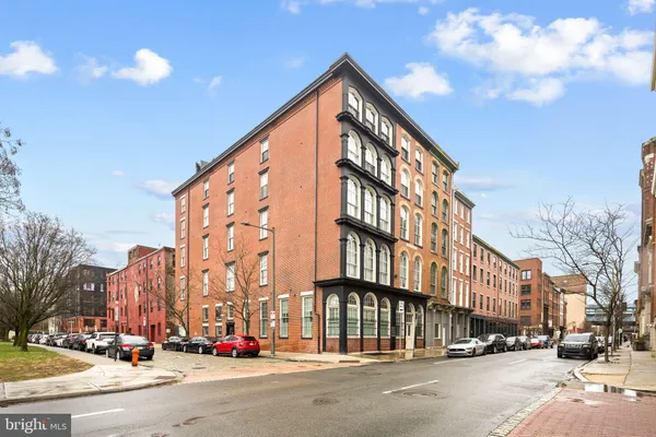 $699,900 | 313-315 North 3rd Street, Unit 5B, Philadelphia, PA 19106