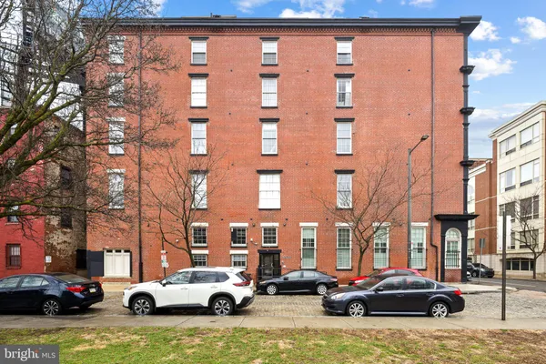 $699,900 | 313-315 North 3rd Street, Unit 5B, Philadelphia, PA 19106