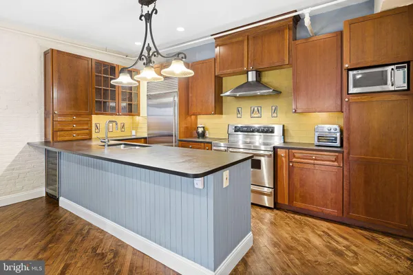 $699,900 | 313-315 North 3rd Street, Unit 5B, Philadelphia, PA 19106