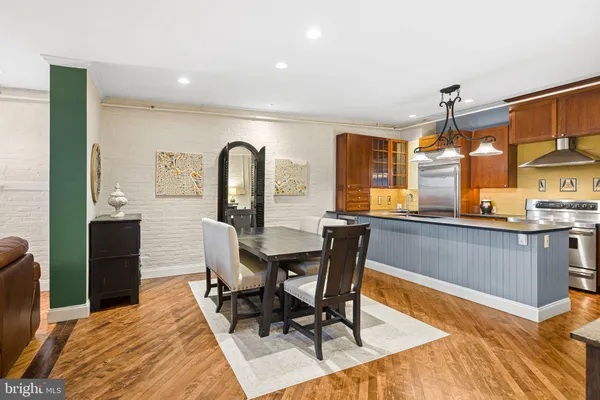 $699,900 | 313-315 North 3rd Street, Unit 5B, Philadelphia, PA 19106