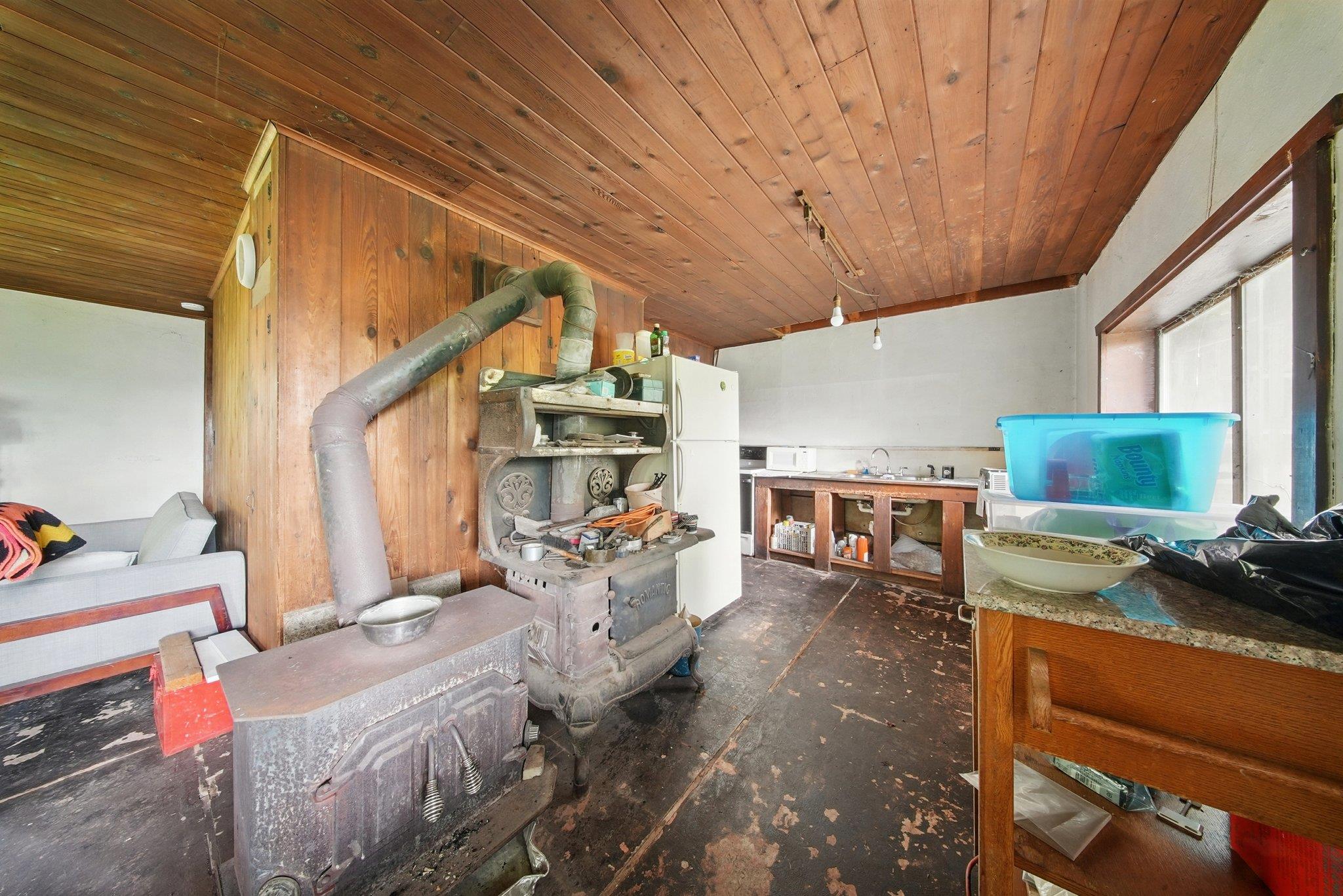 251 Haring Road Barryville, NY 12719 - Photo 7 of 30