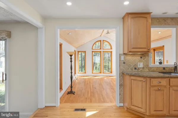 $975,000 | 10802 Oldfield Drive, Reston, VA 20191