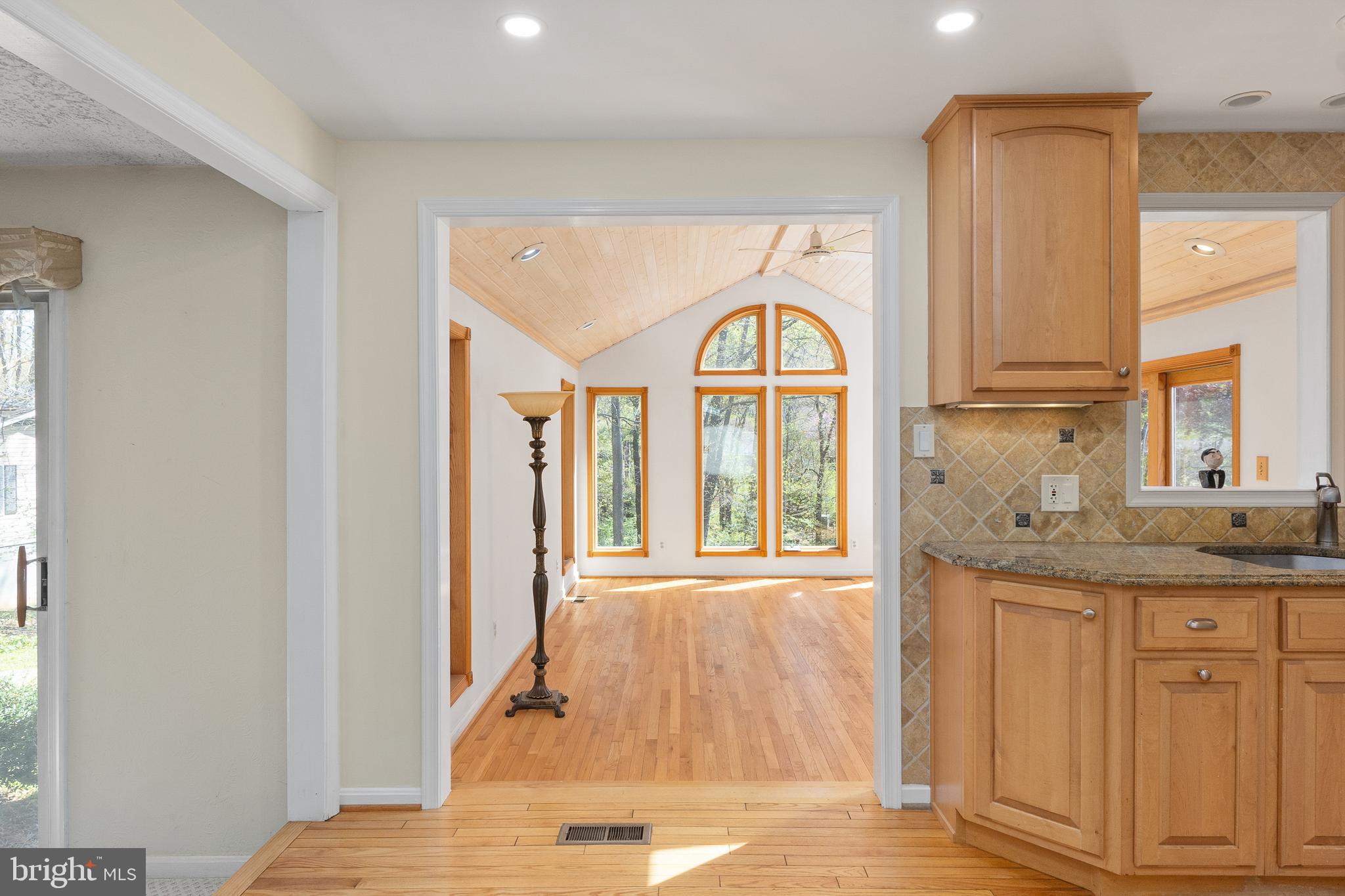 10802 Oldfield Drive Reston, VA 20191 - Photo 19 of 61 Kitchen to Sun Room