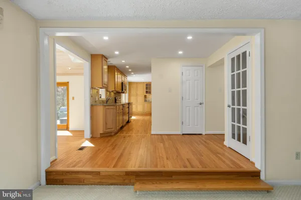 $975,000 | 10802 Oldfield Drive, Reston, VA 20191