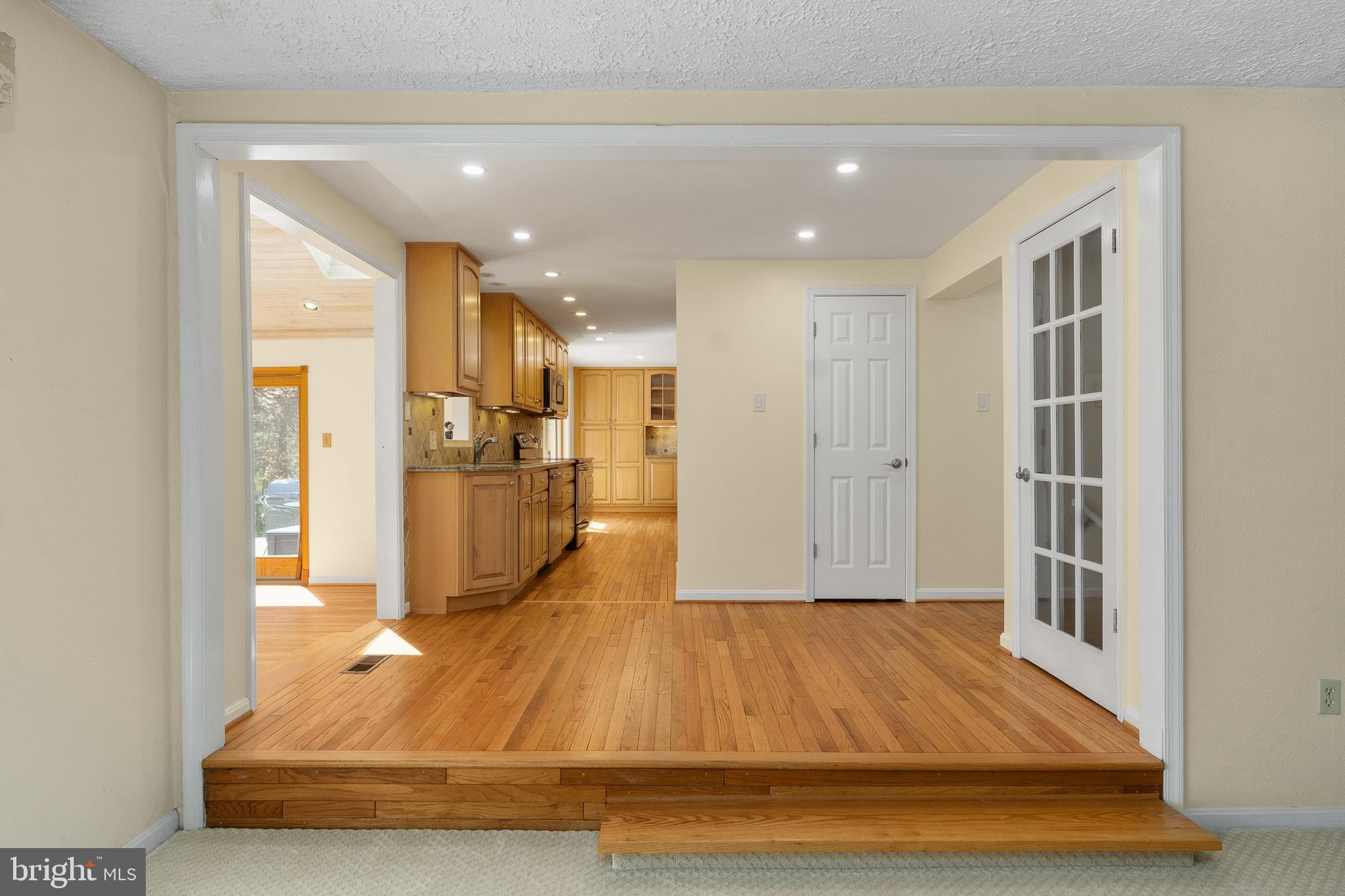 10802 Oldfield Drive Reston, VA 20191 - Photo 23 of 61