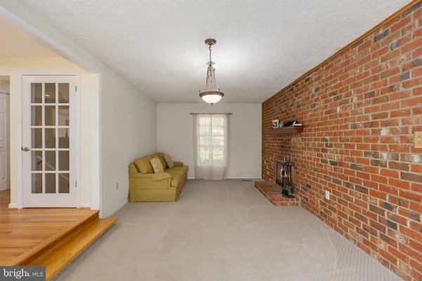 $975,000 | 10802 Oldfield Drive, Reston, VA 20191