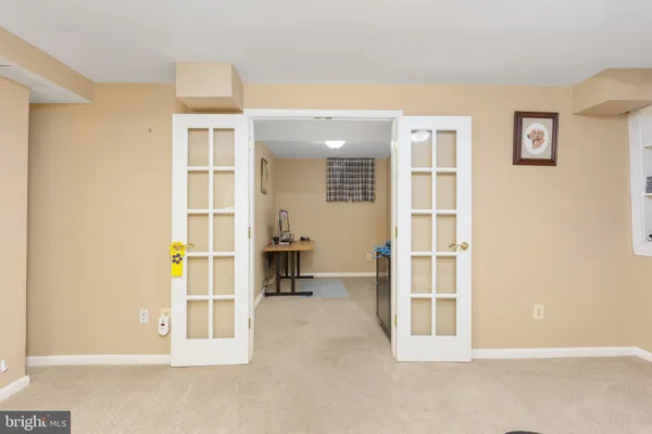 $975,000 | 10802 Oldfield Drive, Reston, VA 20191