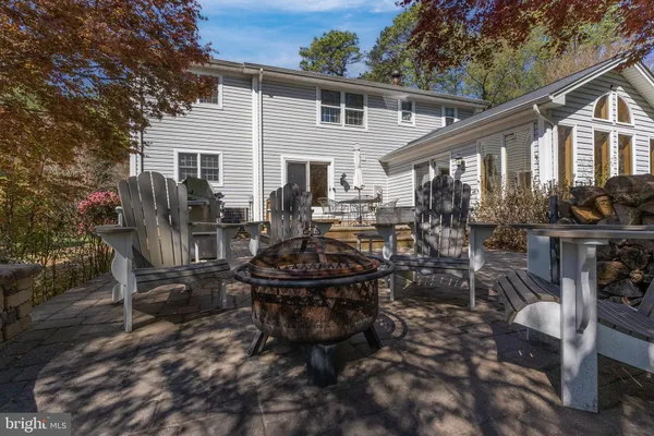 $1,025,000 | 10802 Oldfield Drive, Reston, VA 20191