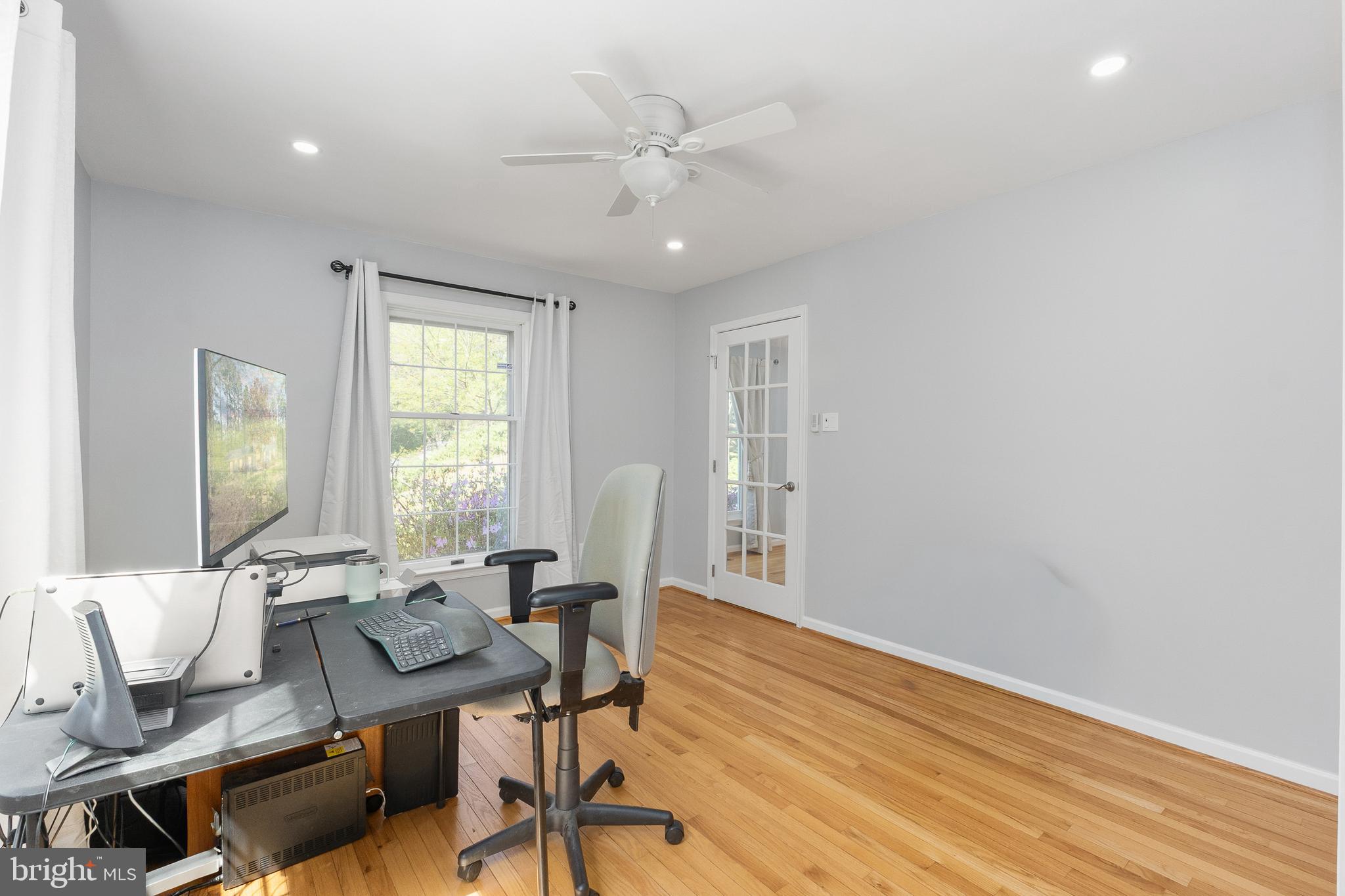 10802 Oldfield Drive Reston, VA 20191 - Photo 7 of 61 BR2 on Main