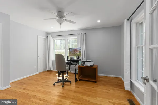 $975,000 | 10802 Oldfield Drive, Reston, VA 20191