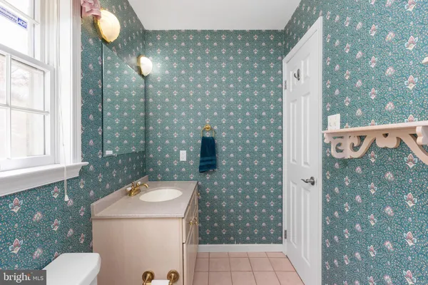 $975,000 | 10802 Oldfield Drive, Reston, VA 20191