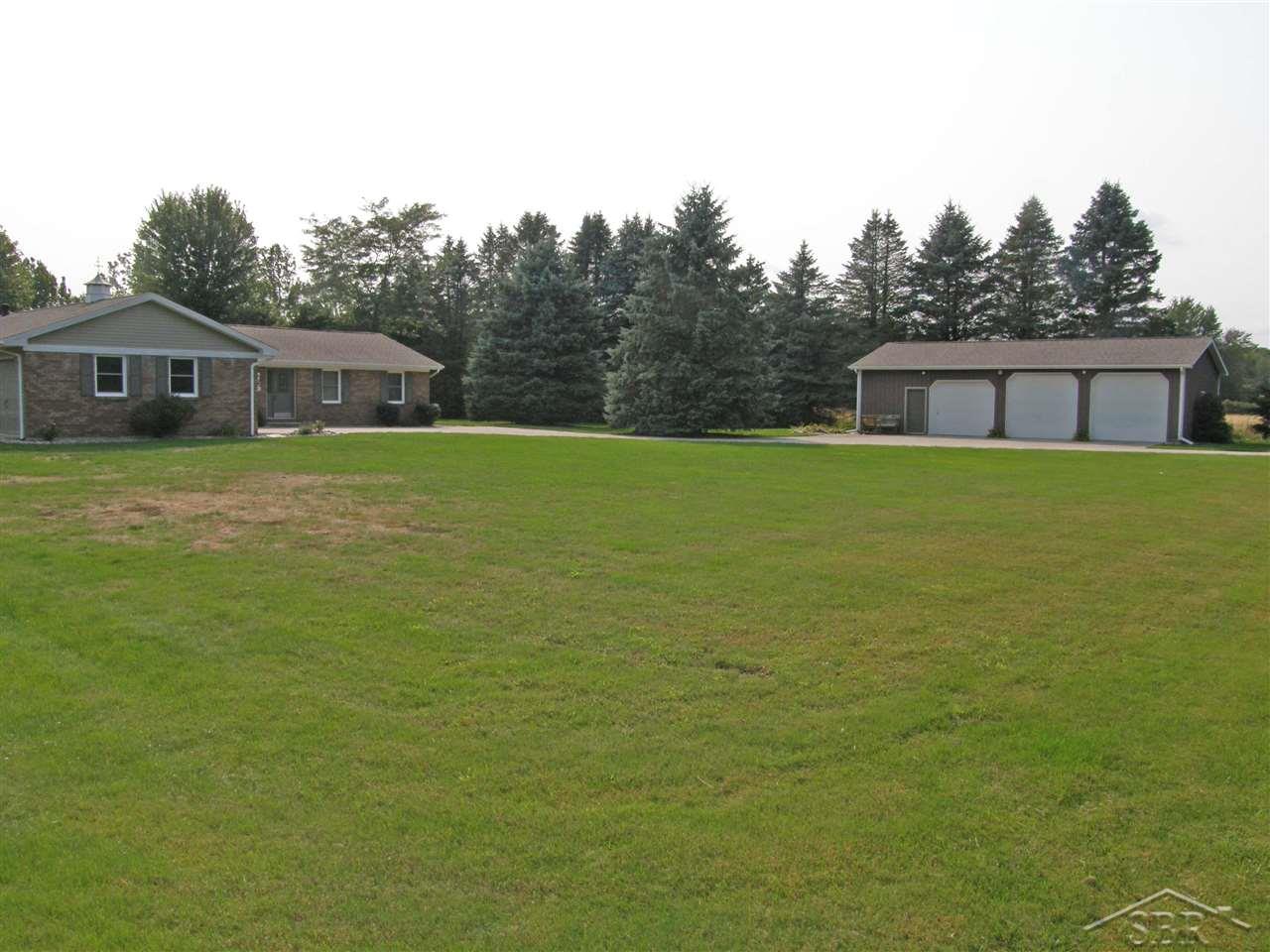18817 Colvin Road St. Charles, MI 48655 - Photo 3 of 36