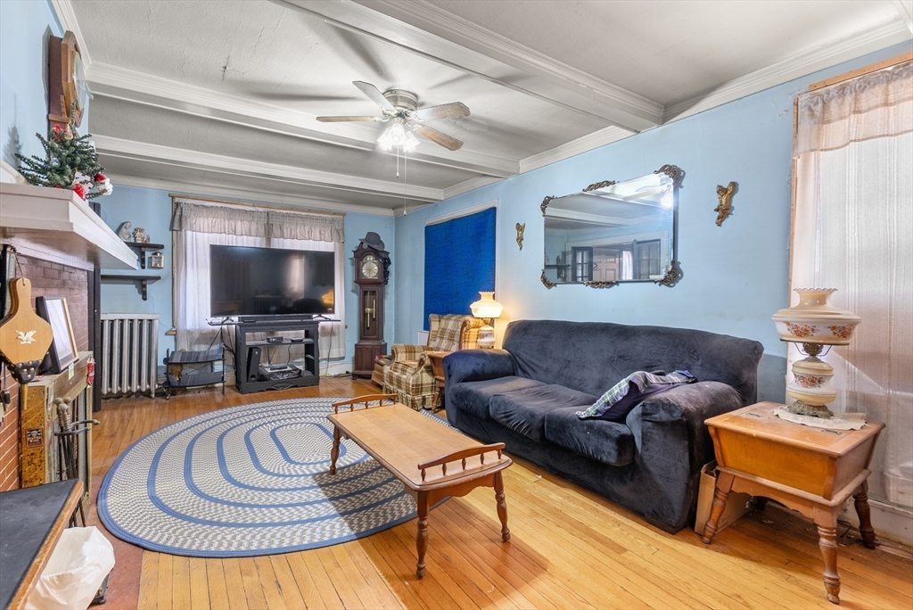 224 Riverdale Street West Springfield, MA 01089 - Photo 5 of 27