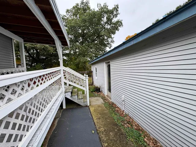 $380,000 | 2849 Dartmouth College Highway, Haverhill, NH 03774