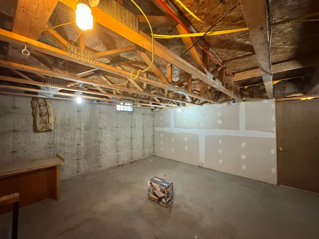 $380,000 | 2849 Dartmouth College Highway, Haverhill, NH 03774