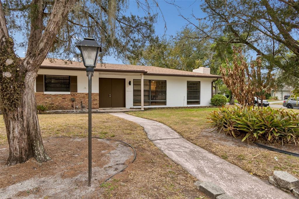 2708 Lion Heart Road Winter Park, FL 32792 - Photo 5 of 47