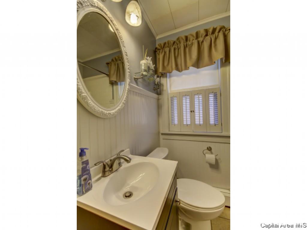 2117 North 7th Street Springfield, IL 62702 - Photo 17 of 23