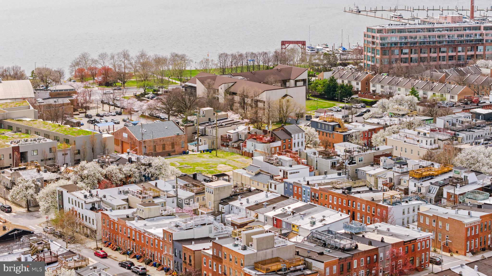 1113 South Robinson Street Baltimore, MD 21224 - Photo 36 of 38 a view of a city