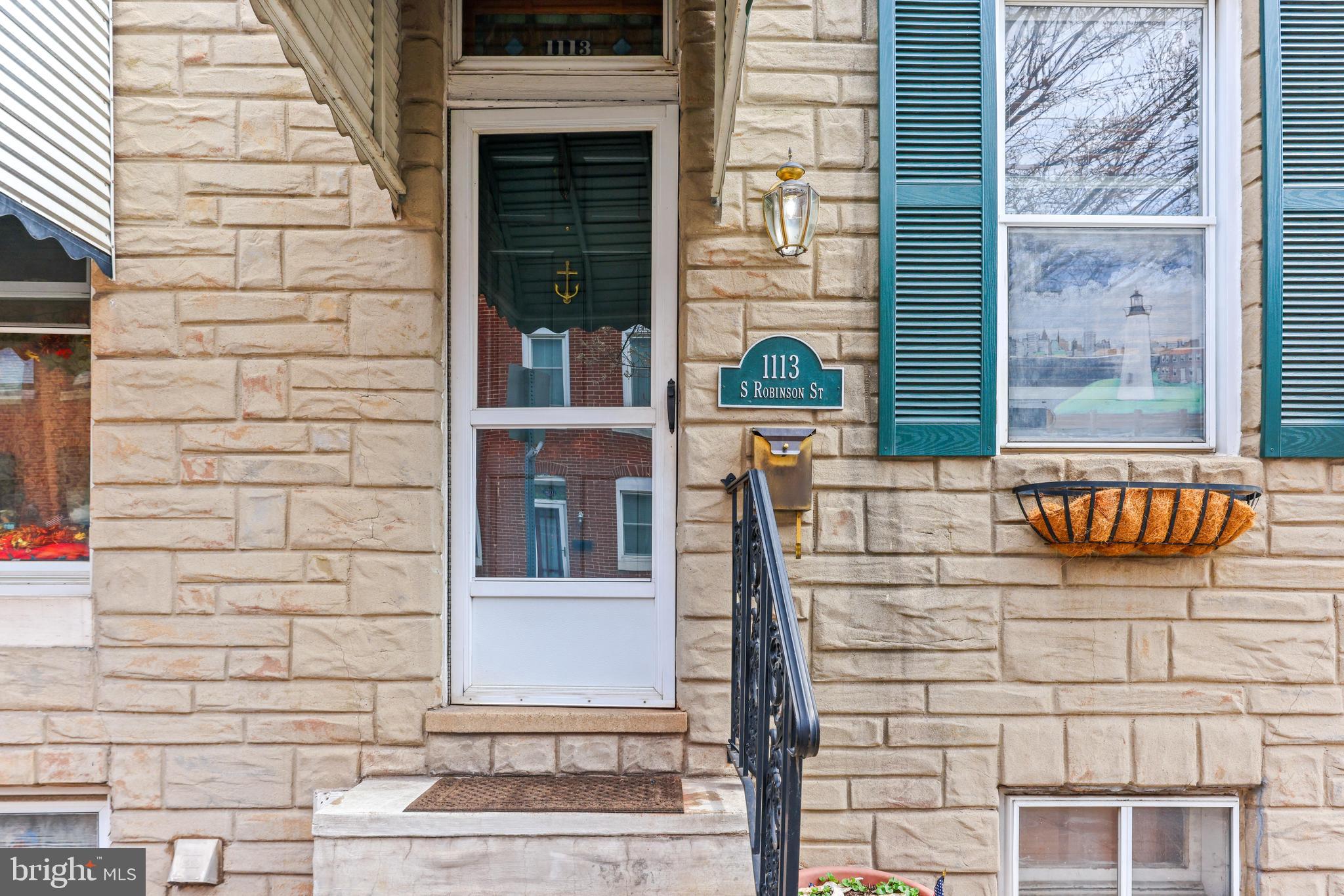 1113 South Robinson Street Baltimore, MD 21224 - Photo 4 of 38