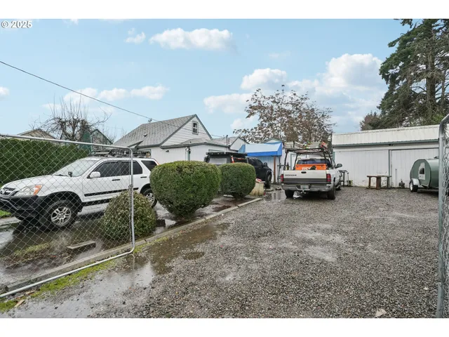 $359,000 | 3680 Blossom Drive Northeast, Salem, OR 97305