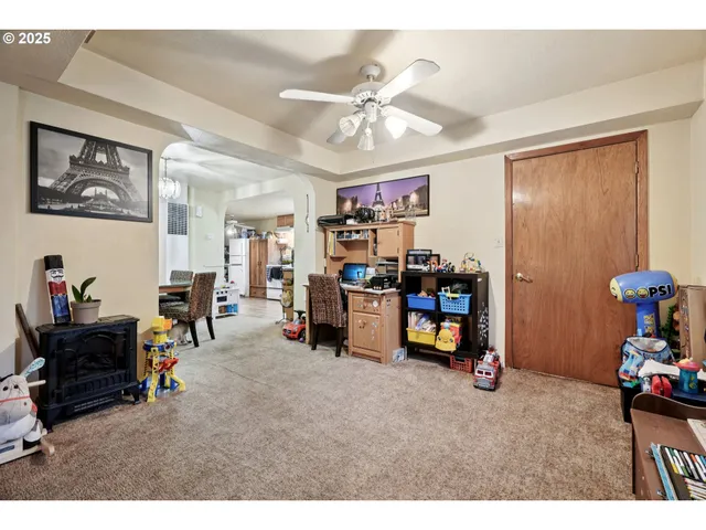 $359,000 | 3680 Blossom Drive Northeast, Salem, OR 97305