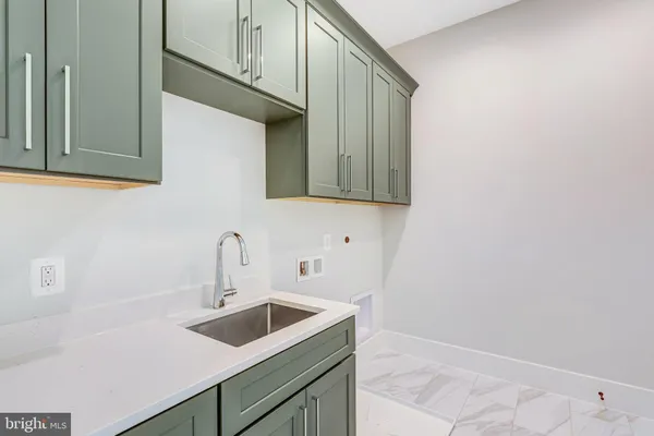 $2,492,000 | 4304 Salina Court, Fairfax, VA 22030