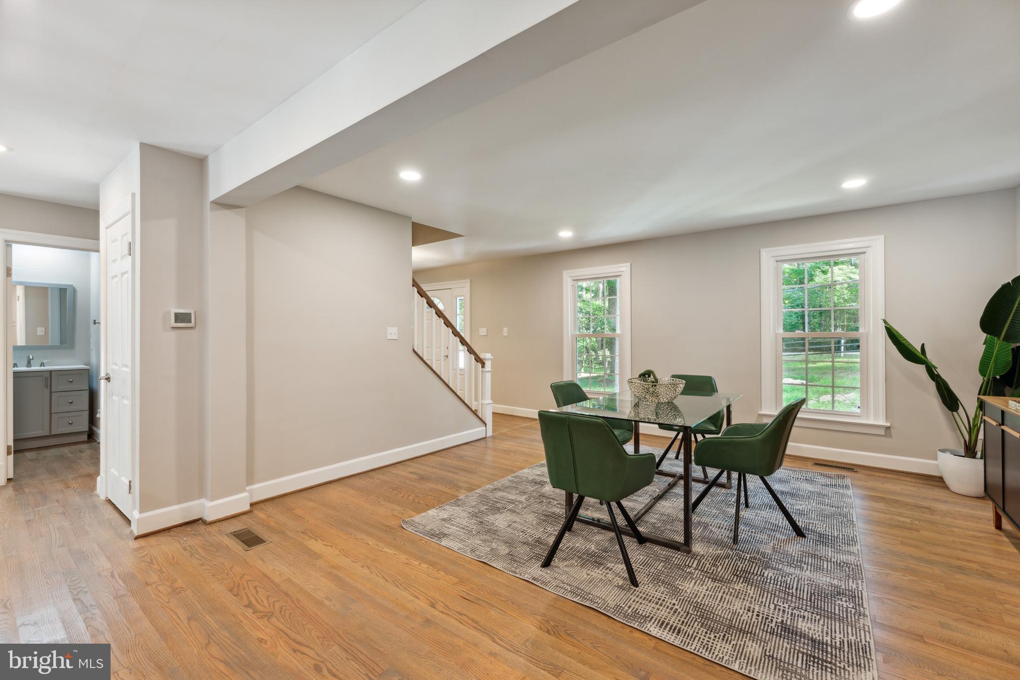 10424 Hampton Road Fairfax Station, VA 22039 - Photo 11 of 62