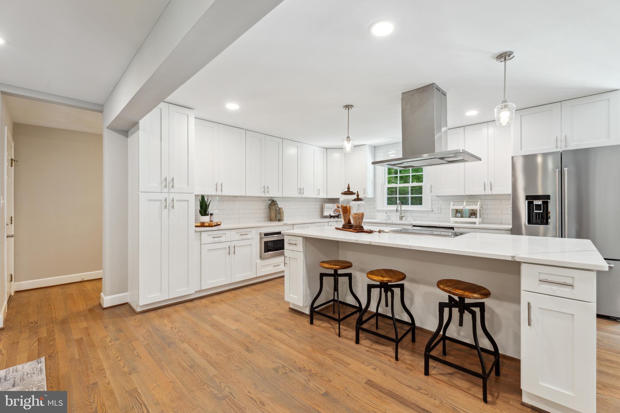 10424 Hampton Road Fairfax Station, VA 22039 - Photo 15 of 62