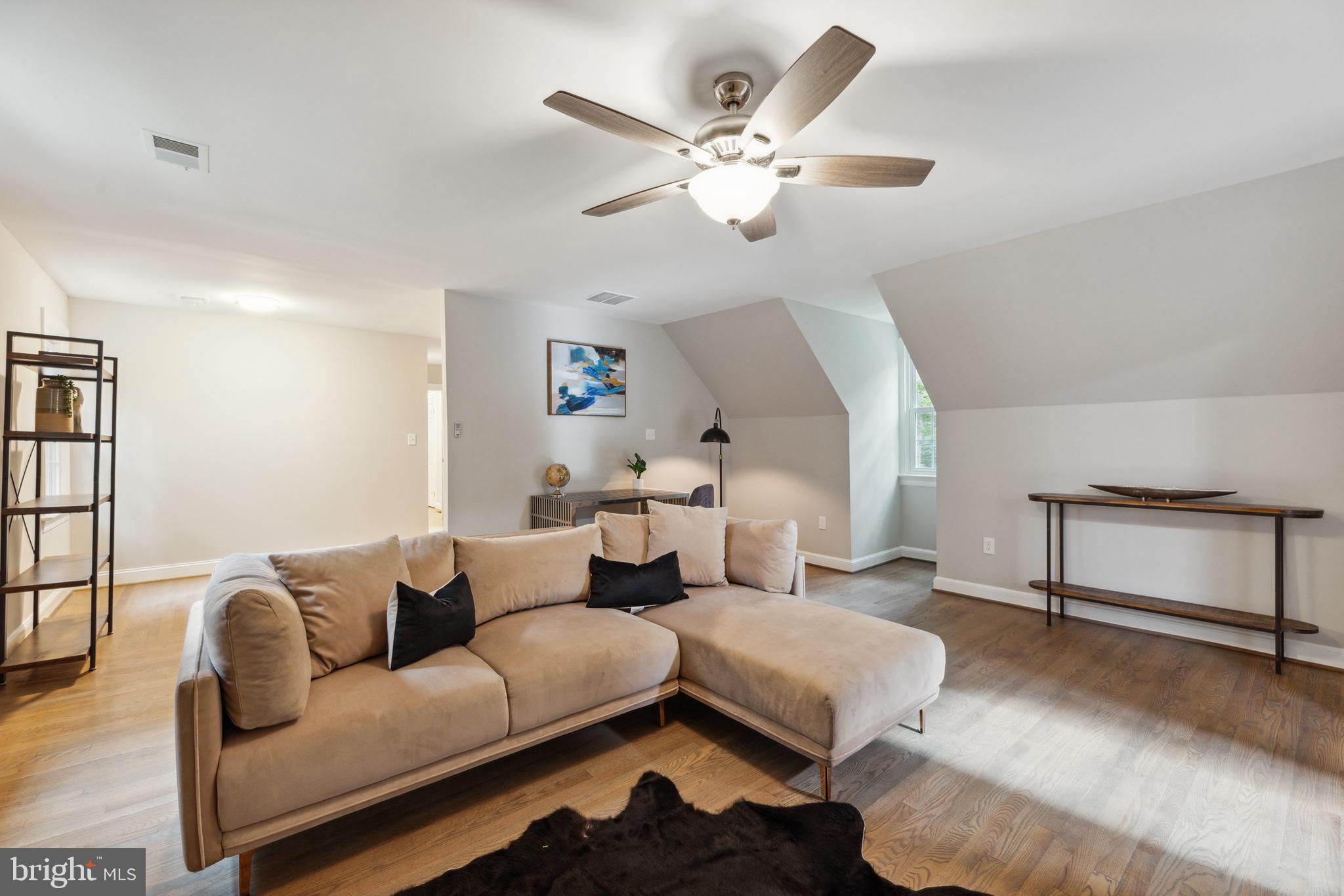 10424 Hampton Road Fairfax Station, VA 22039 - Photo 36 of 62