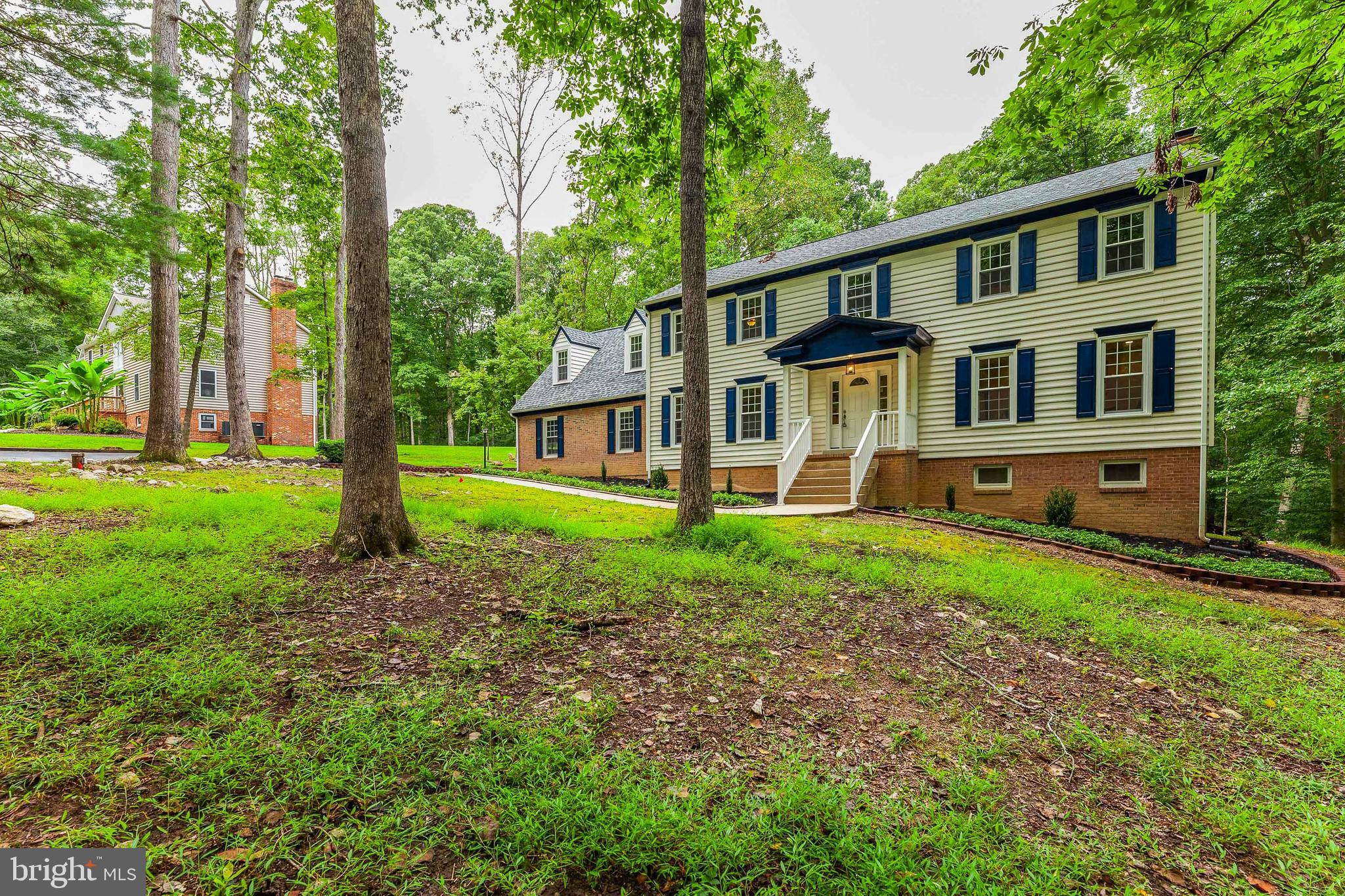 10424 Hampton Road Fairfax Station, VA 22039 - Photo 5 of 62