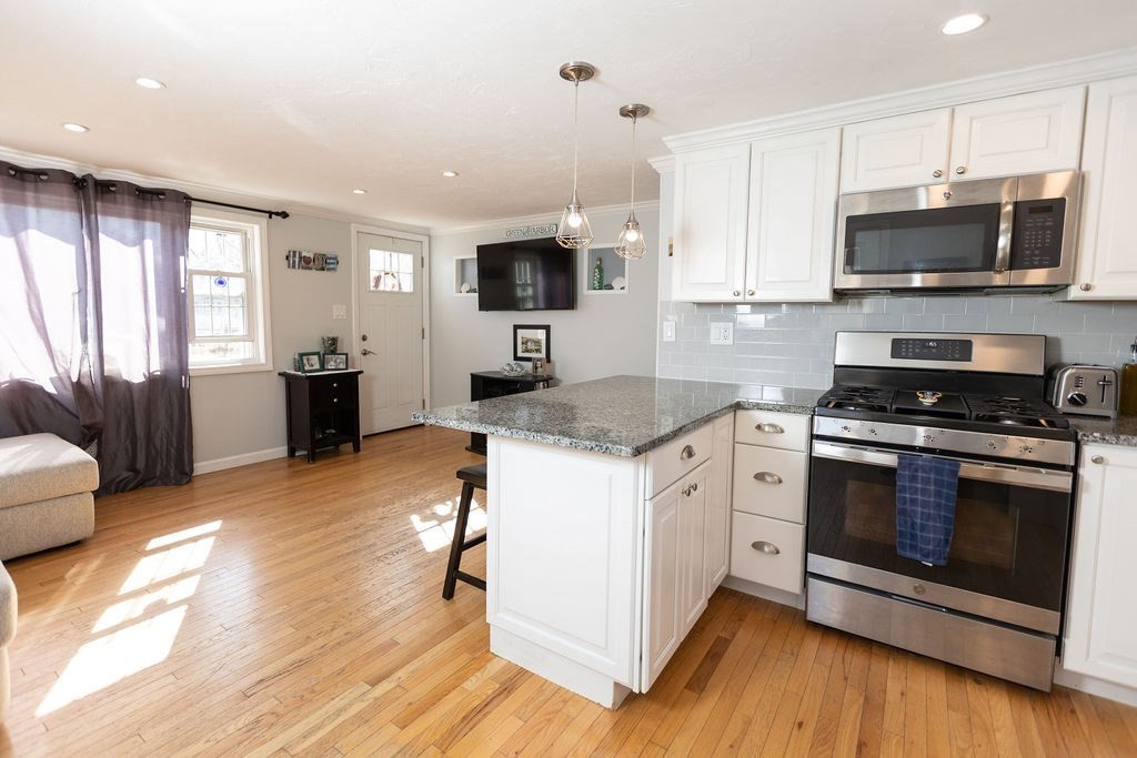 59 Steven Road Marshfield, MA 02050 - Photo 8 of 24 Gallery Image 8