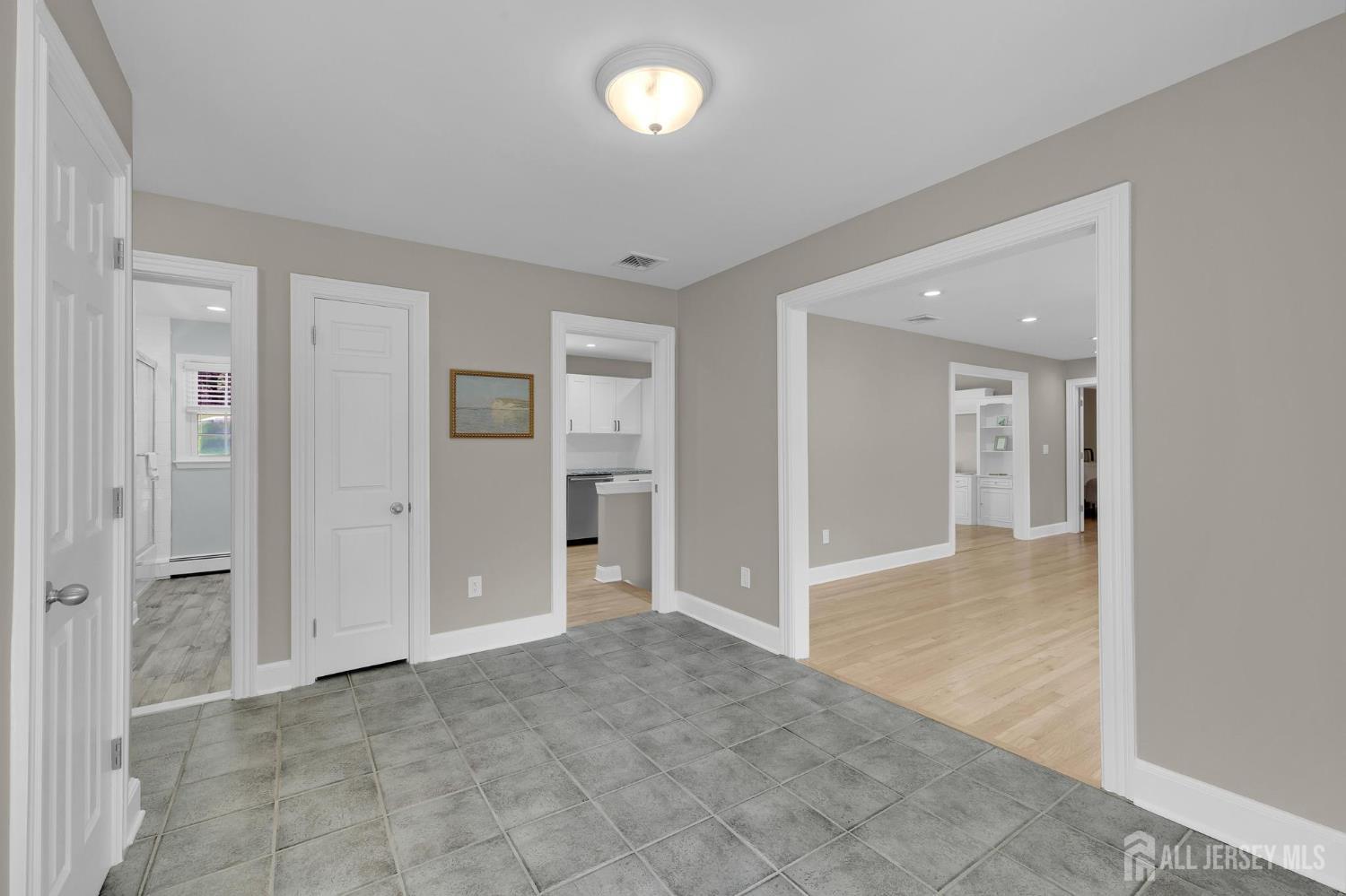 205 Hockenbury Road Hillsborough, NJ 08844 - Photo 6 of 38