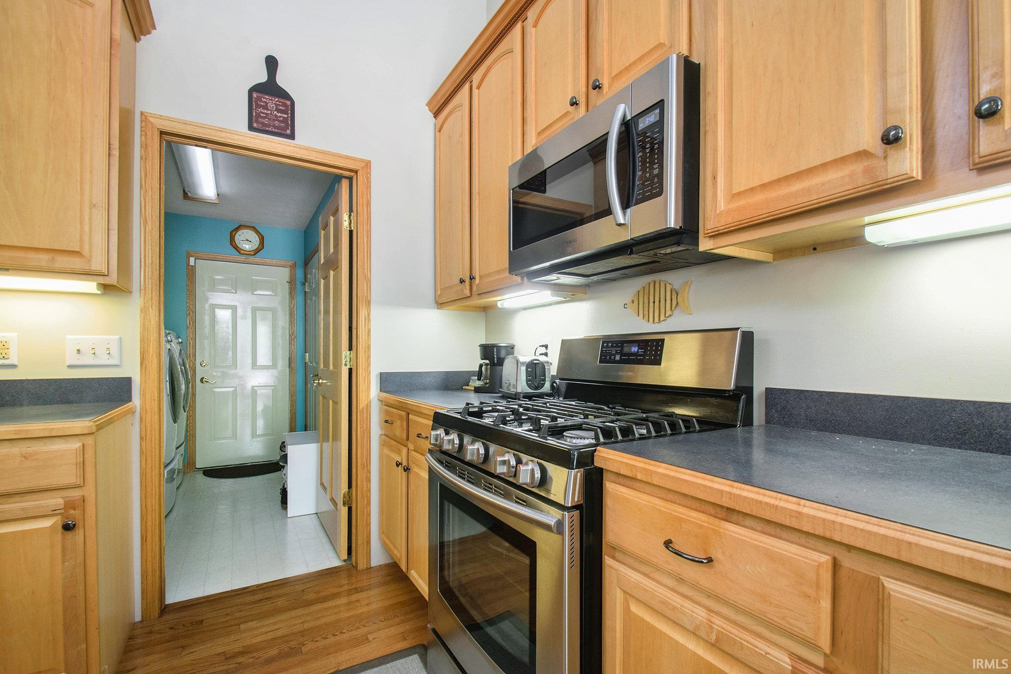 52350 Laurel Road South Bend, IN 46637 - Photo 8 of 27 Gallery Image 8