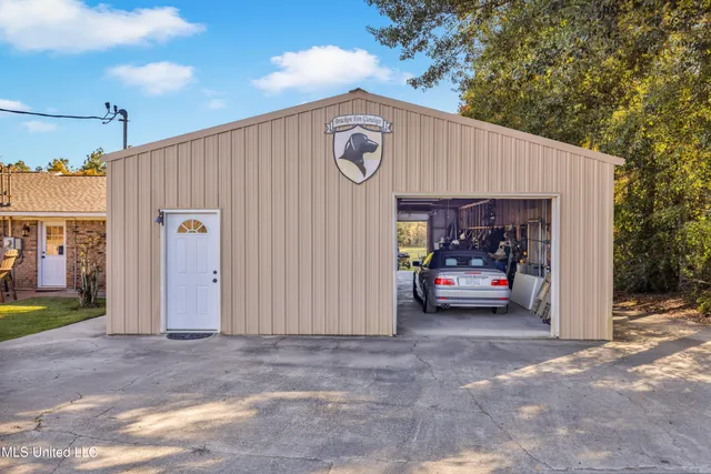 $399,900 | 21129 South Fork Road, Saucier, MS 39574