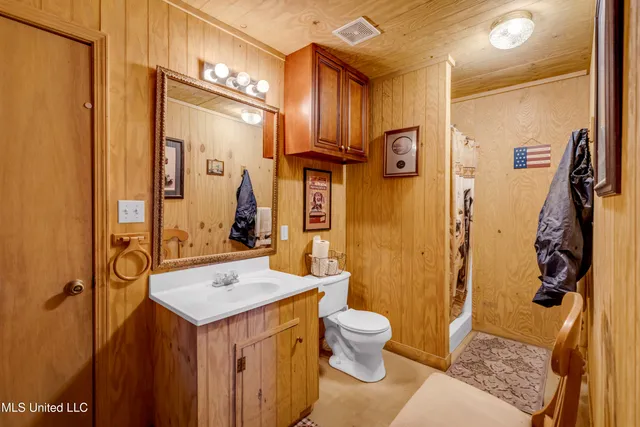 $399,900 | 21129 South Fork Road, Saucier, MS 39574