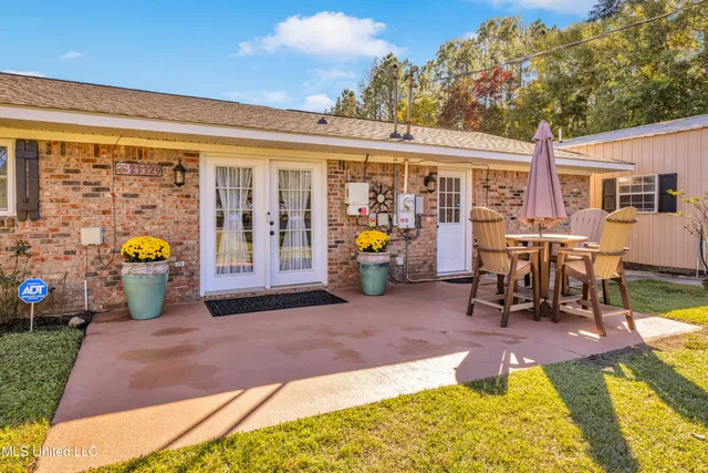 $399,900 | 21129 South Fork Road, Saucier, MS 39574