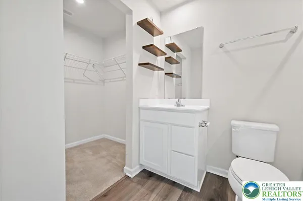 $299,900 | 2142 Cross Country Road, Northampton, PA 18067