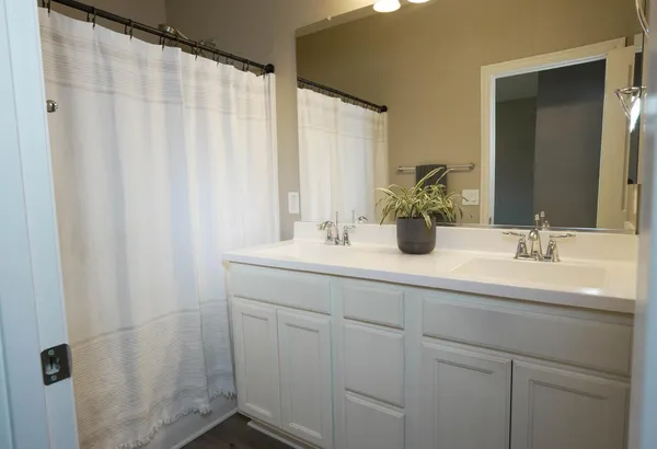 $2,400 | 884 West Whistling Thorn Avenue, Queen Creek, AZ 85140