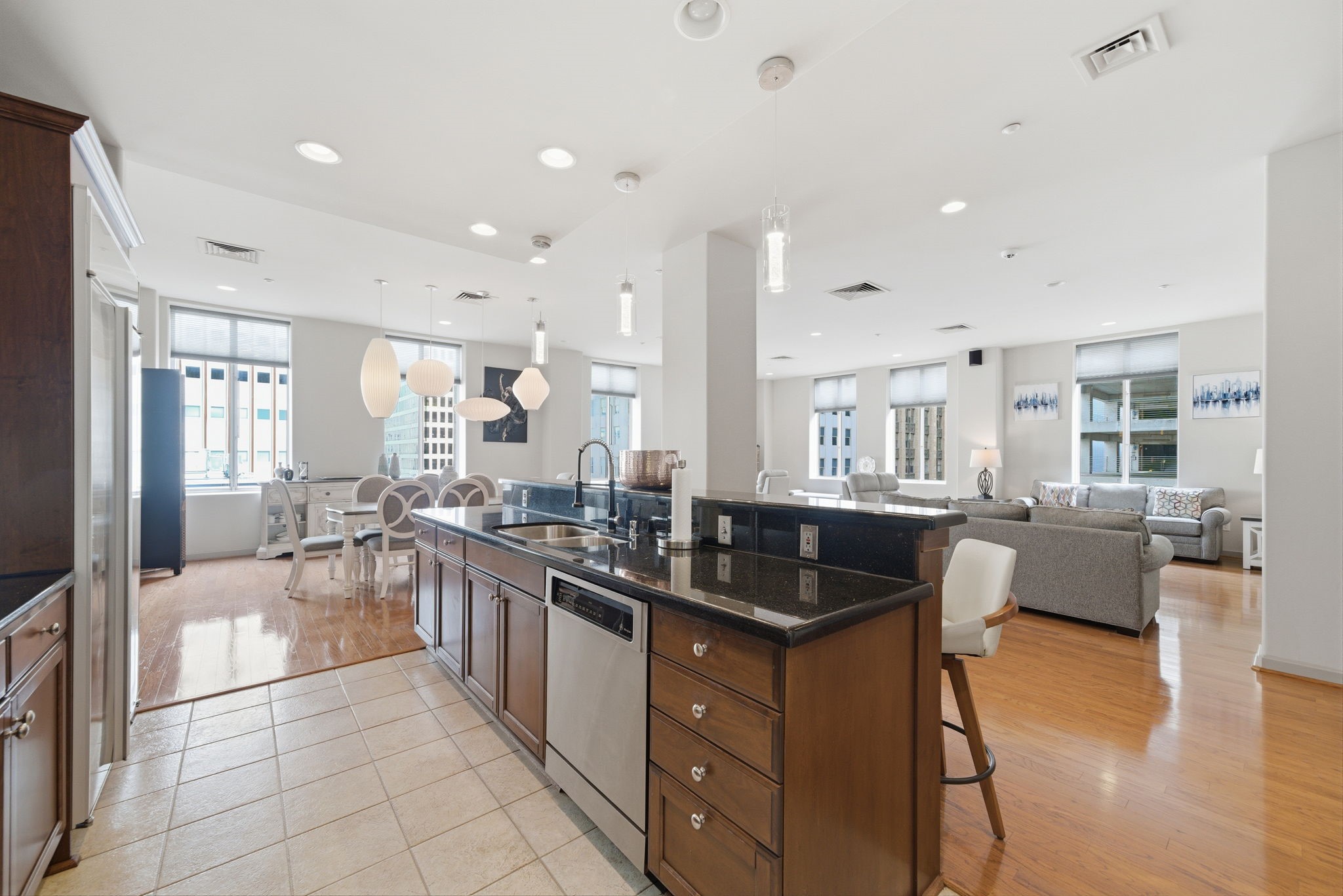 914 Main Street, Unit 801 Houston, TX 77002 - Photo 5 of 31