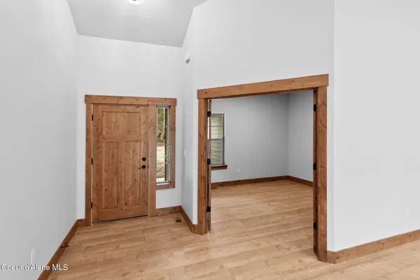$899,900 | 98 Carbonate Lane, Oldtown, ID 83822