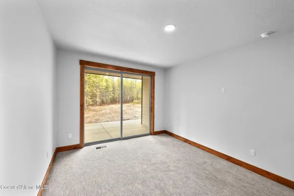 $899,900 | 98 Carbonate Lane, Oldtown, ID 83822