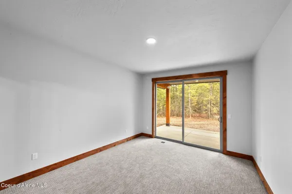 $899,900 | 98 Carbonate Lane, Oldtown, ID 83822