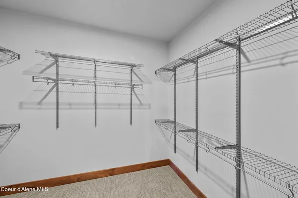 $899,900 | 98 Carbonate Lane, Oldtown, ID 83822
