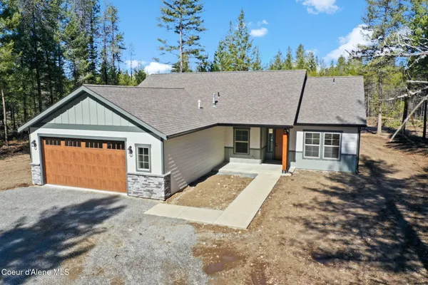 $899,900 | 98 Carbonate Lane, Oldtown, ID 83822