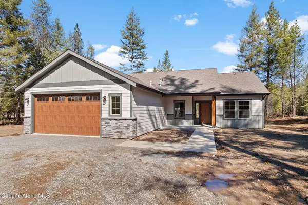 $899,900 | 98 Carbonate Lane, Oldtown, ID 83822